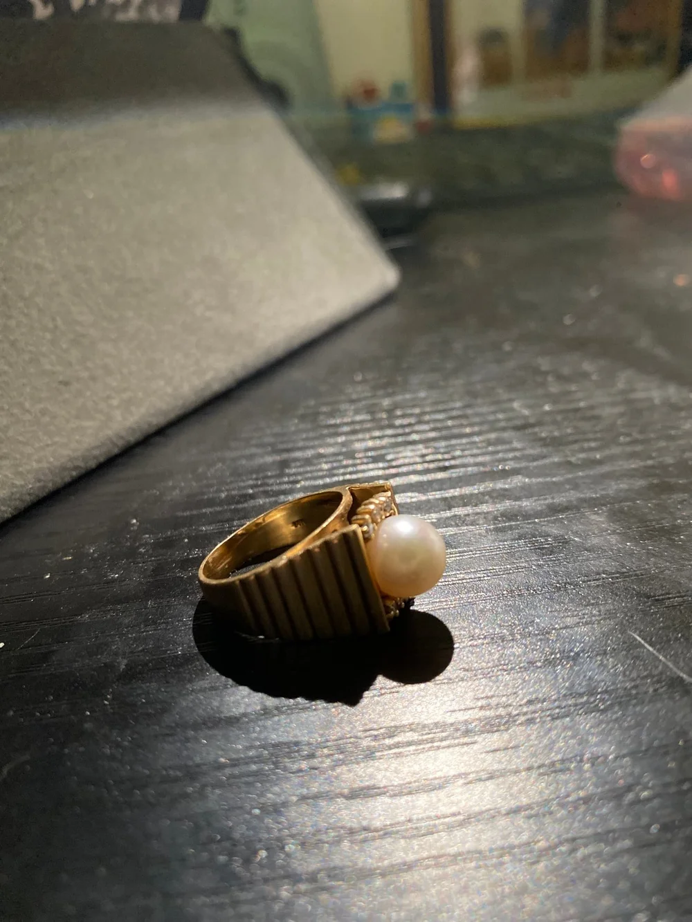 Elegant Gold Pearl Statement Ring - Women Jewelry